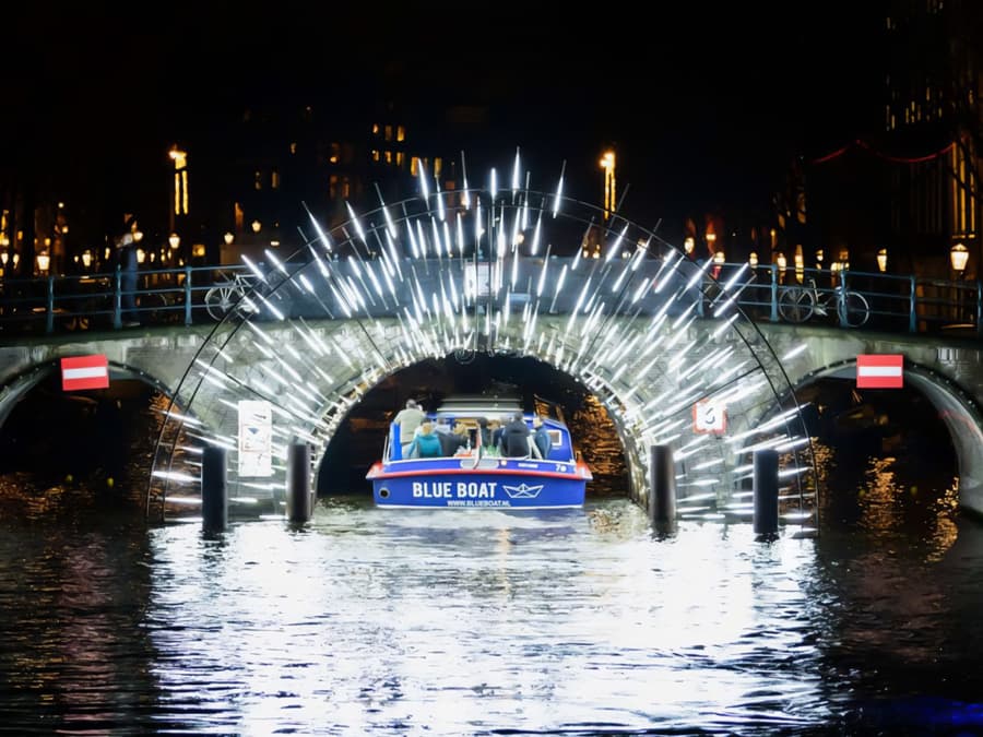 1.5-Hour Extended Amsterdam Light Festival Evening Cruise