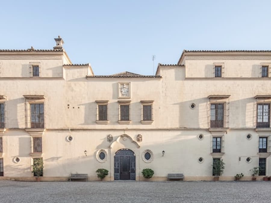 Domecq Palace: Skip The Line Ticket + Audio Guide