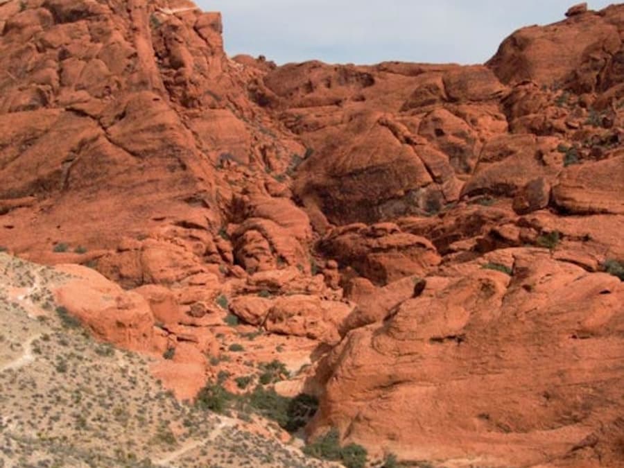 وادي الصخور الحمراء: جولة قيادة ذاتية التوجيه