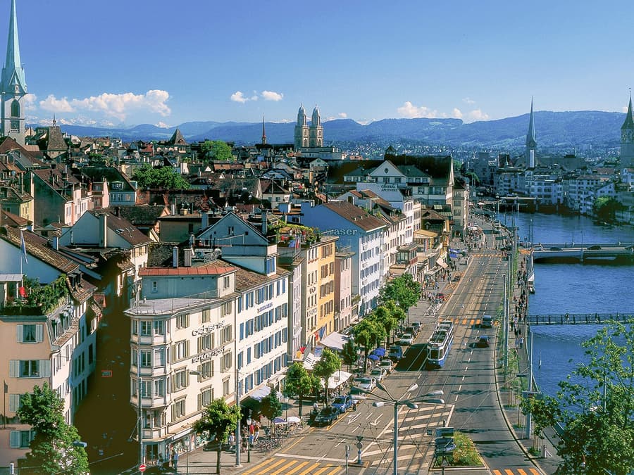 The ZURICH Experience Tour