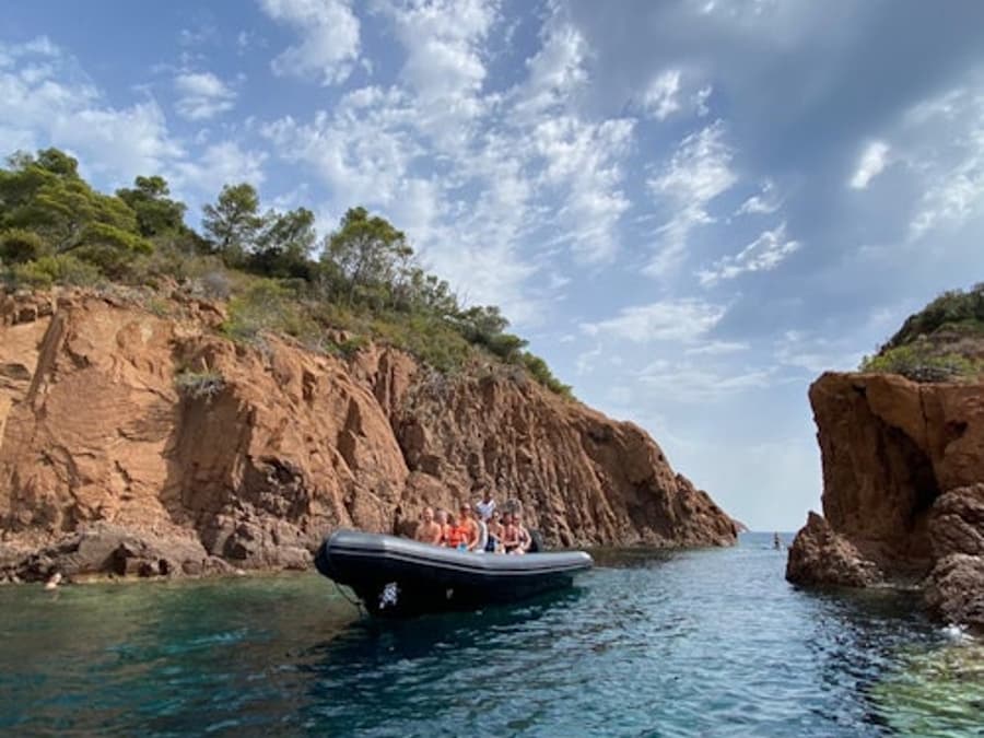 De Calanques d'Esterel: 1,5-timers bådtur fra Cannes