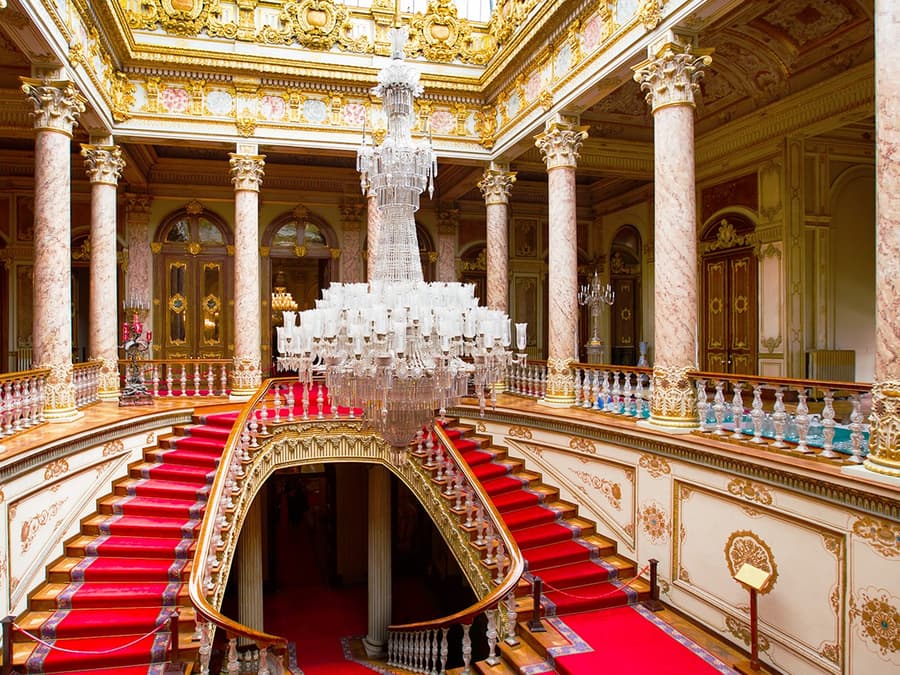 Dolmabahçe Palace & Harem Skip-the-Line Tickets with Audio Guide