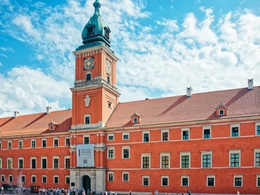Warsaw Royal Castle: Private Guided Tour + Skip-the-Line