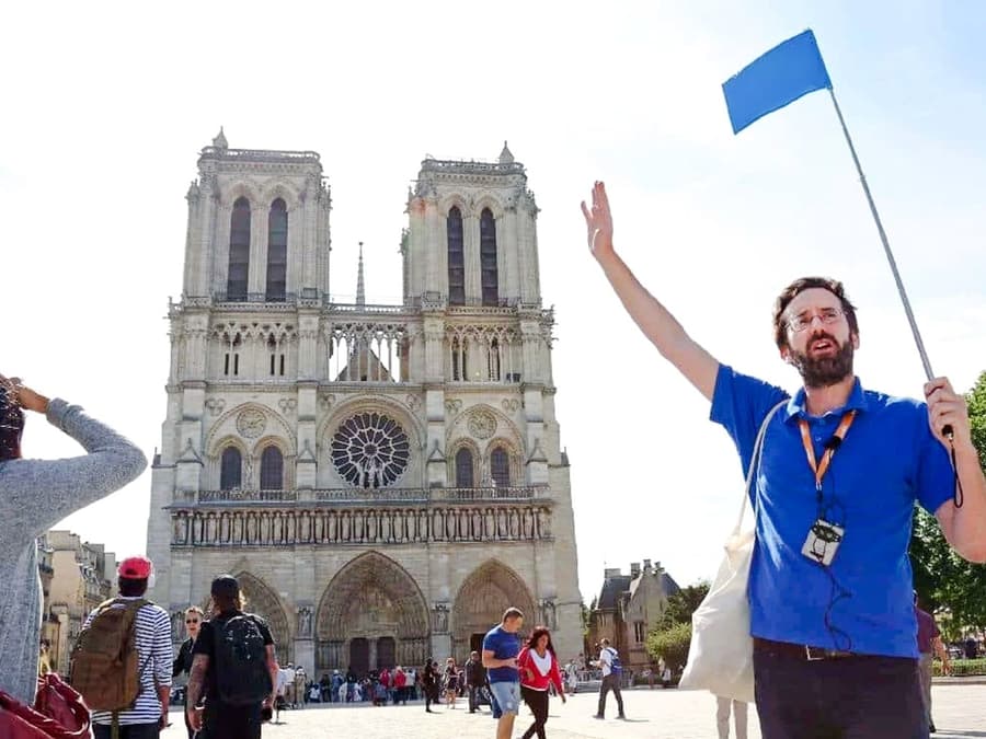 Visita Guiada por el Exterior de Notre-Dame con Entrada Reservada