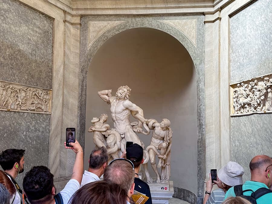 Vatican Museums, Sistine Chapel & St. Peter's Basilica Early Morning Tour