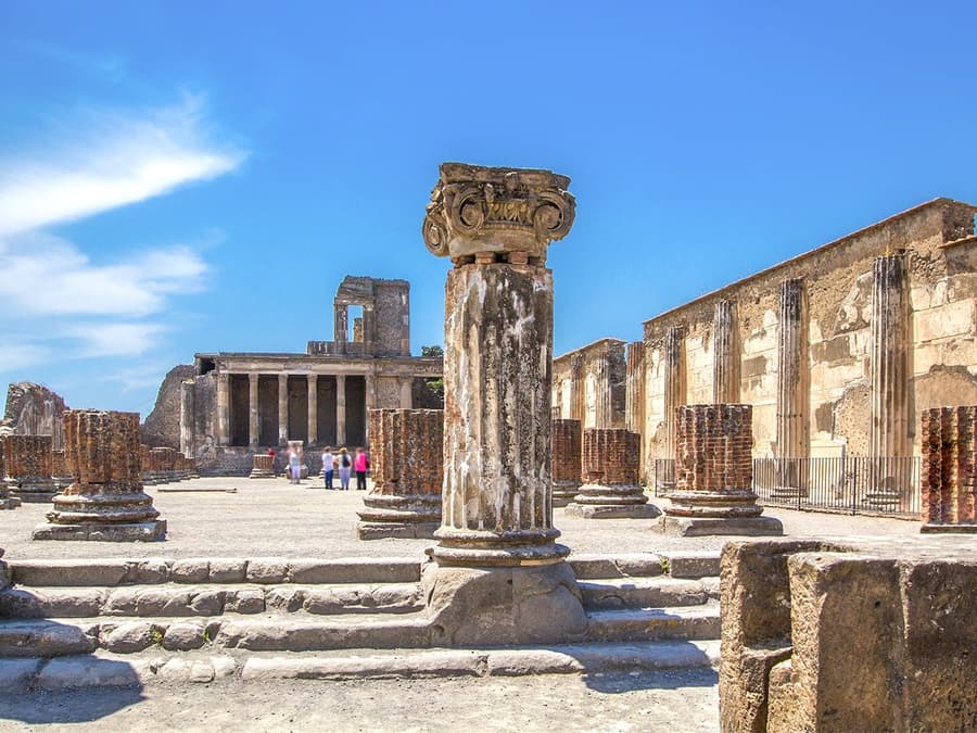 All-Inclusive Pompeii Guided Tour and Ticket