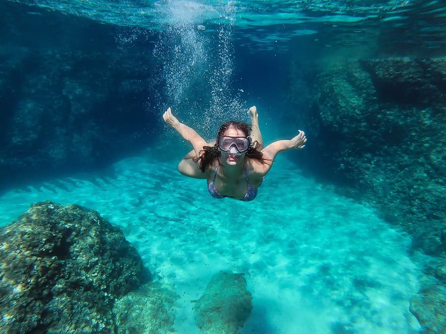 Dubrovnik: Private Boat Tour to Blue Cave & Elaphiti Islands with Unlimited Drinks