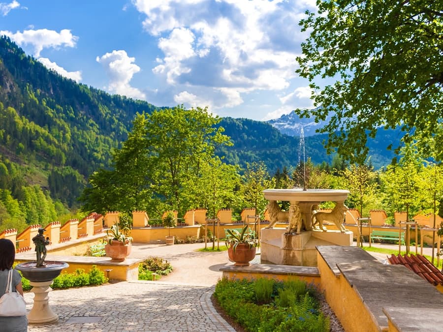 Hohenschwangau Castle Skip-the-Line Tickets with Audio Guide