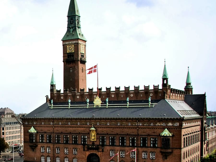 Copenhagen City Hall: Guided Tour