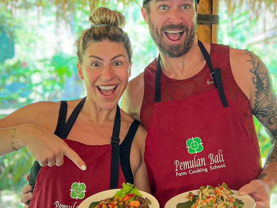 Bali: Ubud Village Cooking Class + Organic Farm Tour