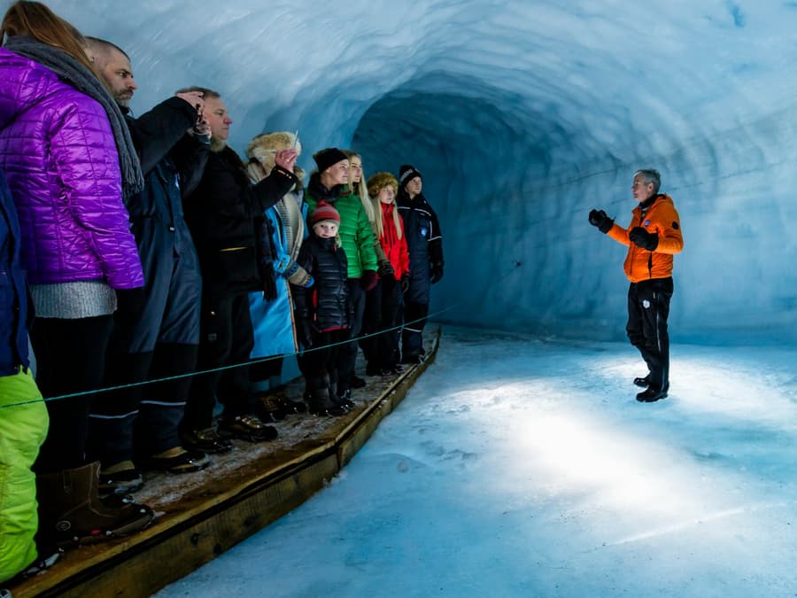 Langjökull Glacier: Guided Tour with Transport from Húsafell