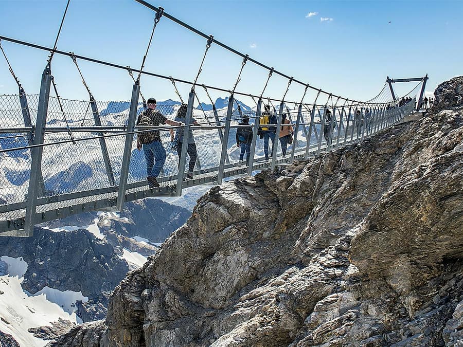 Guided Tour of Engelberg, Trübsee, and Mt.Titlis from Lucerne with Cheese Tastings