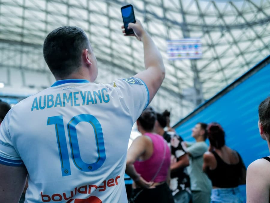 Orange Vélodrome Stadium: Fast Track + Self-Guided Tour