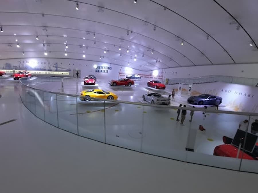 Ferrariupplevelse: Ferrarimuseet & Enzo Ferrari-museet