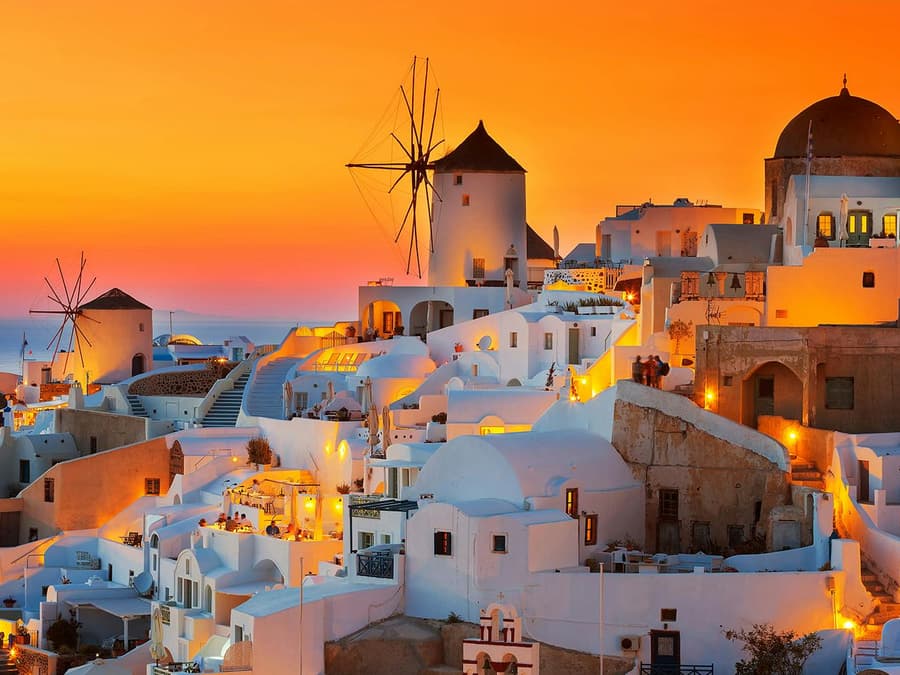 Full-Day Santorini Traditional Villages & Sunset Tour