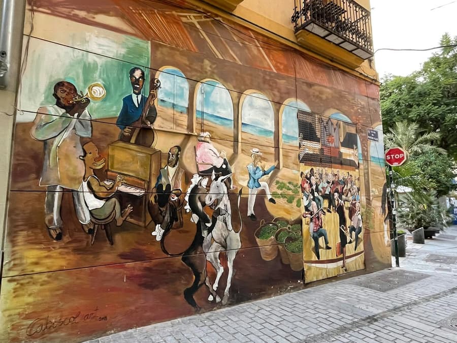 València: Street Art Group Guided Tour