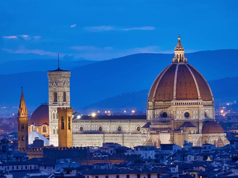 Entradas sin colas a la Galería Uffizi y entrada reservada a la Galería de la Academia con tour por la ciudad de Florencia