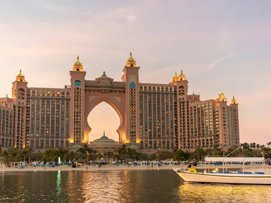 Atlantis The Palm: 120-Min Sightseeing Boat Tour by Abra Tours