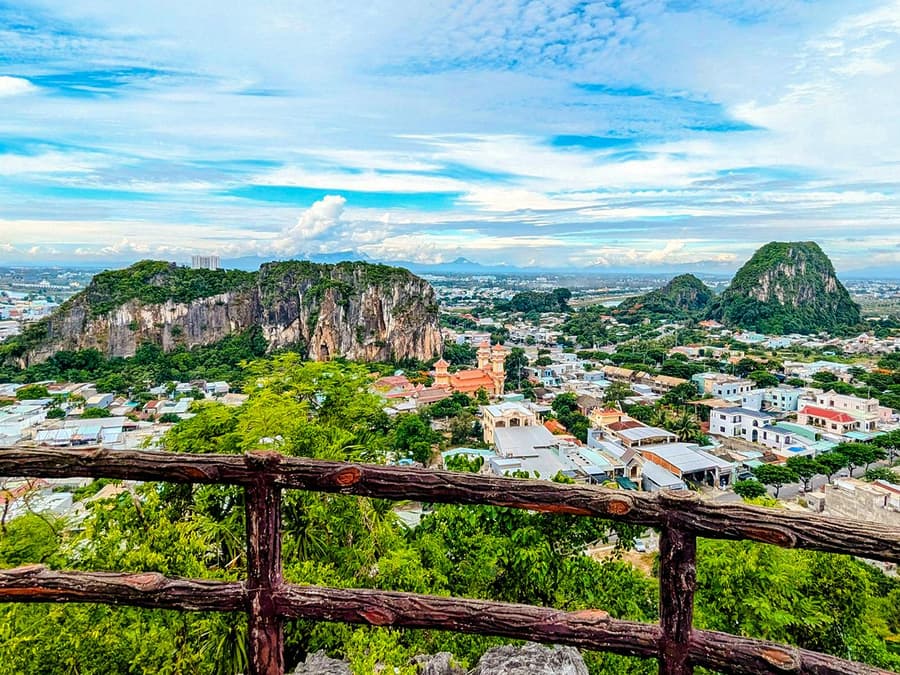 Marble Mountains & Hoi An City Tour with Transfers