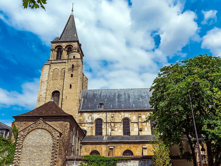 Guided Walking Tour of Saint-Germain-Des-Prés