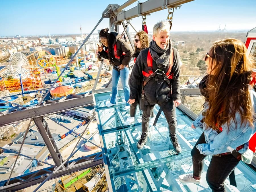 Vienna Giant Ferris Wheel Skip-the-Line Admission Ticket