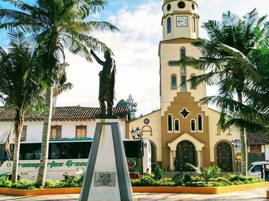 Salento & Cocora Valley: Guided Tour from Pereira