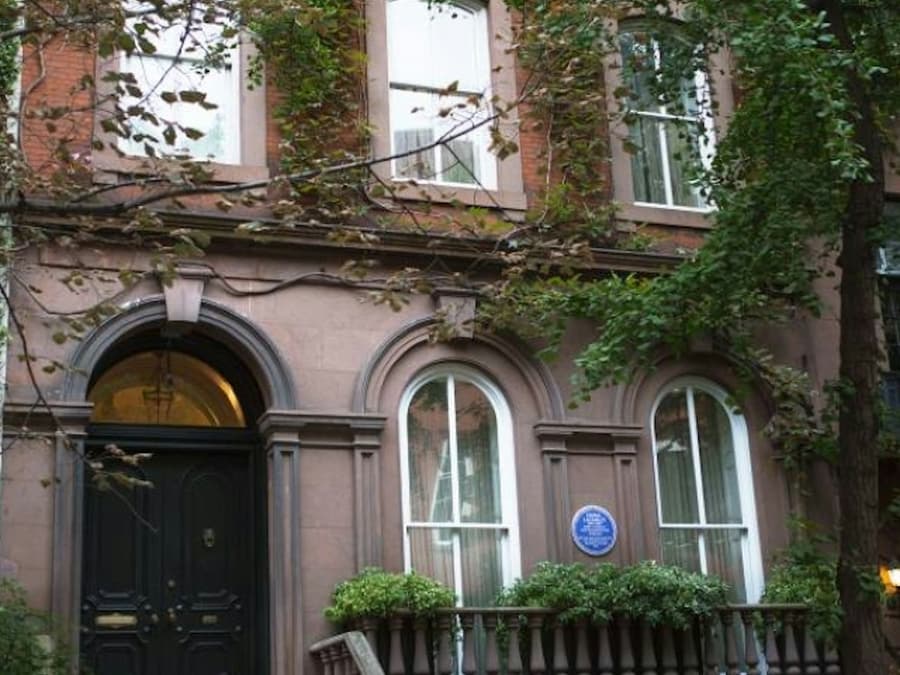 New York City: Guided Gangsters and Ghosts Walking Tour