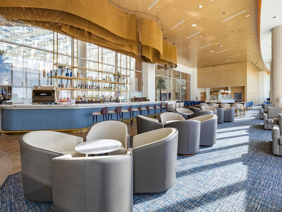 Orlando International Airport: Plaza Premium Lounge at Terminal C