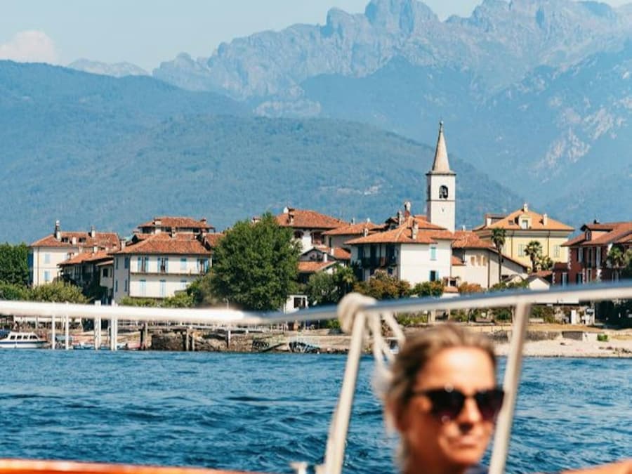 Isola dei Pescatori: Stresan Hop-On Hop-Off -Venematka Borromean saarille