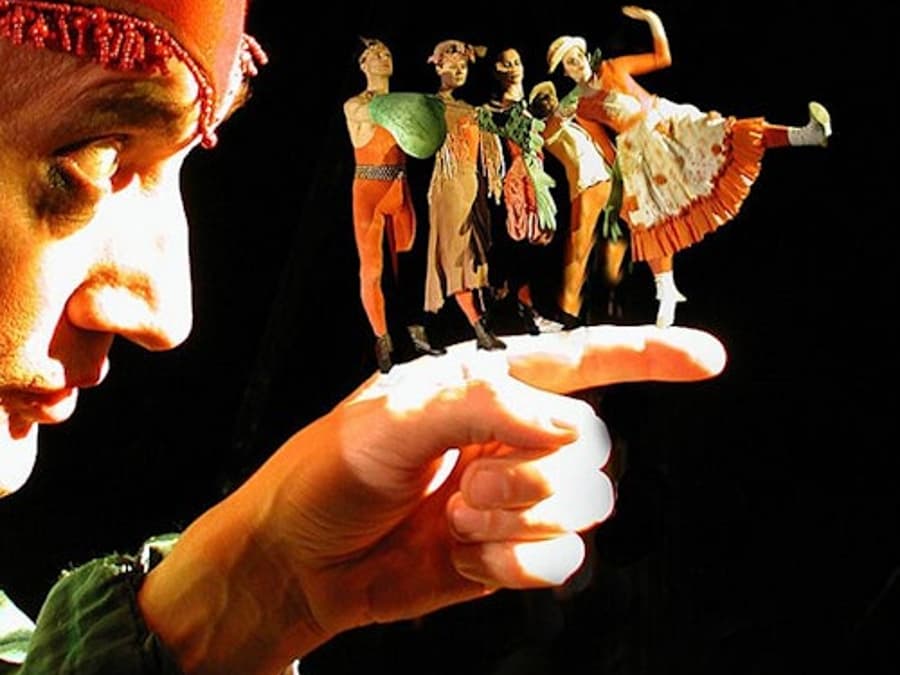 SRNEC: Black Light Theatre - Antologí