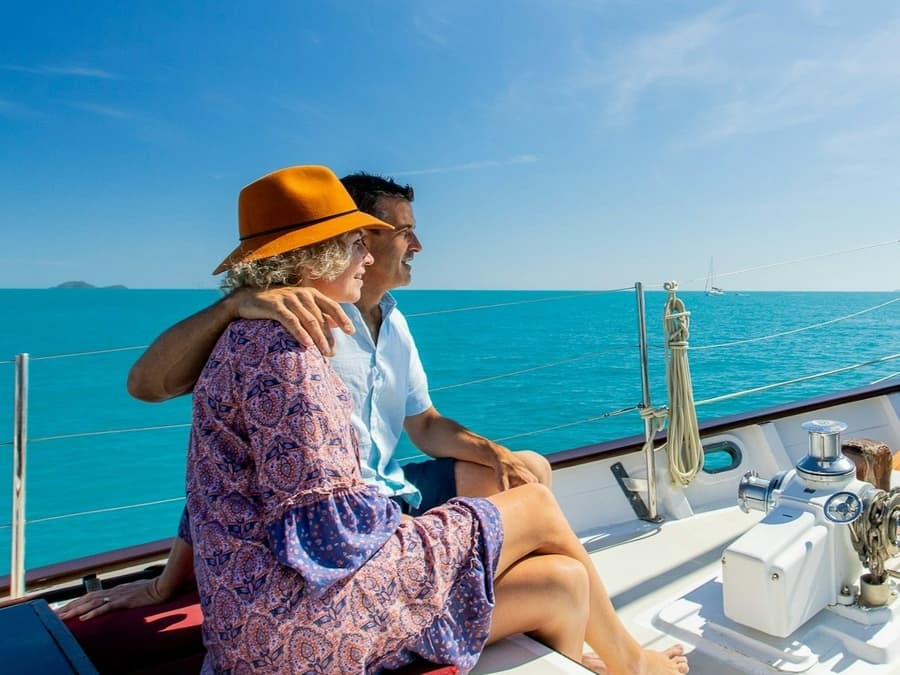 Airlie Beach: Lady Enid Sailing Tour to Whitehaven Beach + Snorkeling