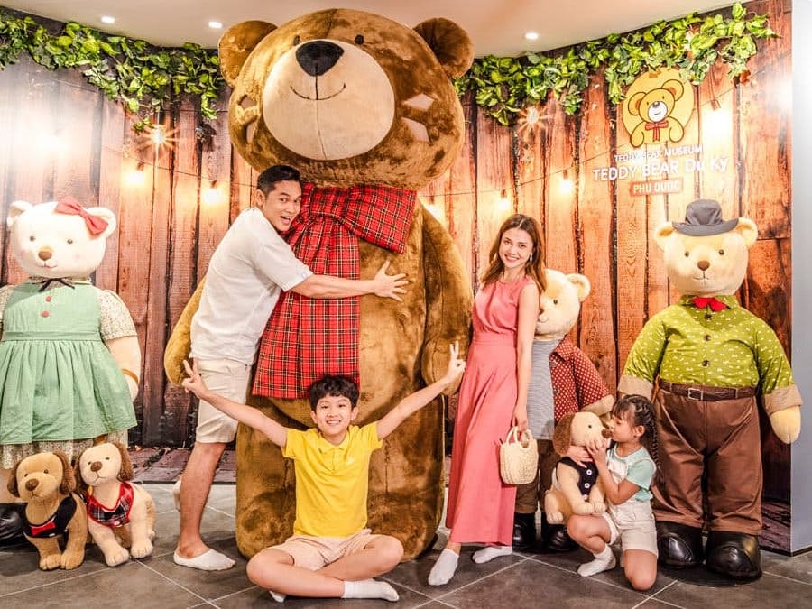 Grand World Phu Quoc Tickets: Teddy Bear Museum, Venice Boat Ride or Quintessence Show