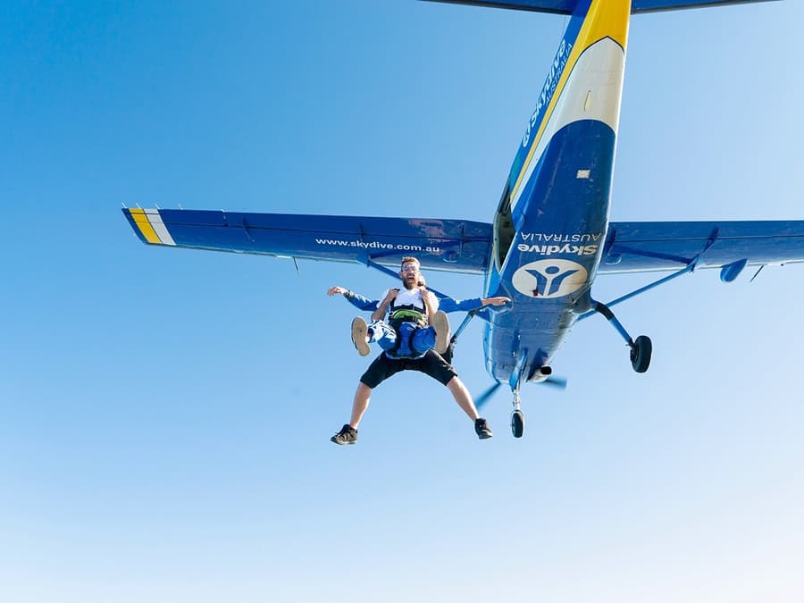 Tandem Skydive at Wollongong Beach