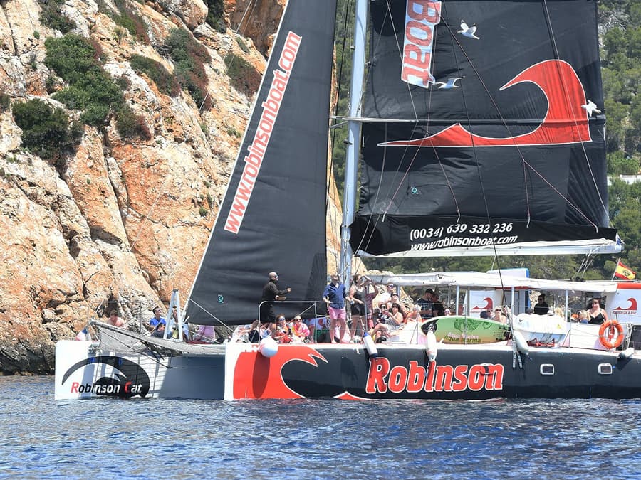 Pollensa Bay: Robinson Catamaran Excursion