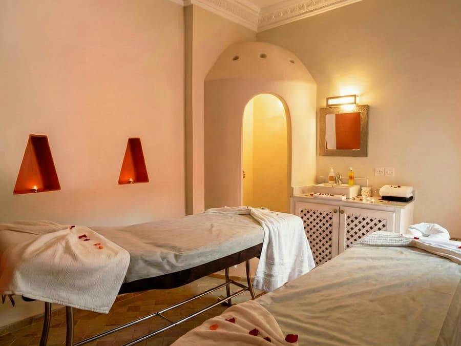 Marrakesh: Traditional Moroccan Hammam and Massage with Transfers