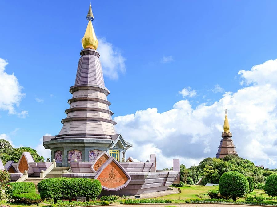 From Chiang Mai: Doi Inthanon National Park Full-Day Tour with Pha Dok Siew Guided Trek