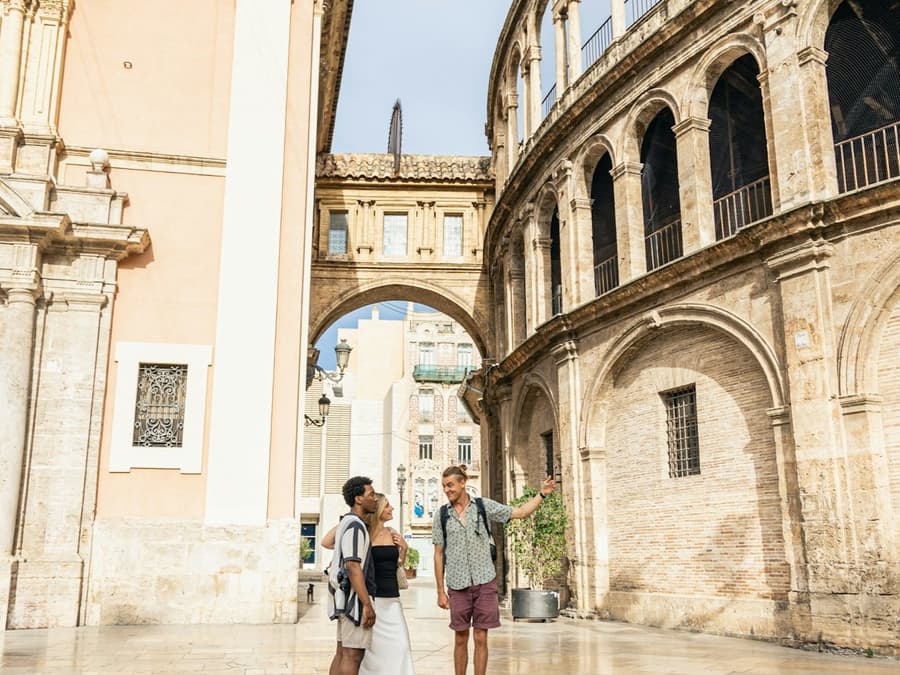 Valencia: Medieval Guided Walking Tour