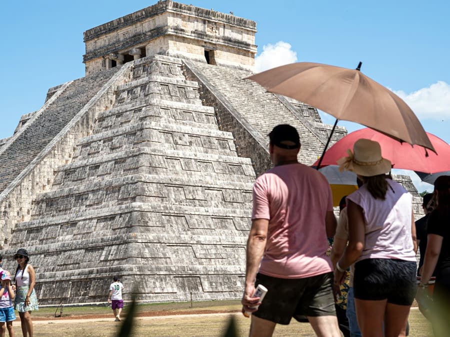 Chichen Itza, Cenote & Valladolid: Guided Tour, Entry, Lunch + Transfer
