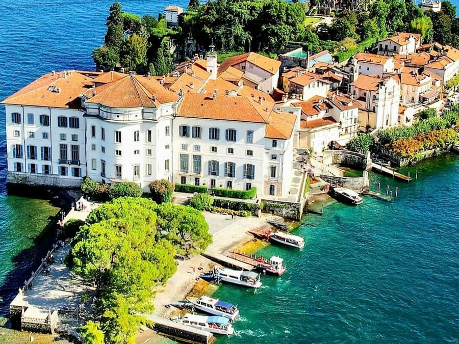 Isola Madre and Isola Bella: Hop-on Hop-off Boat Tour