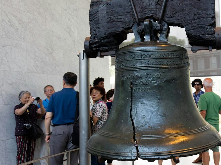 Day Tour to Philadelphia and the Amish Country from New York