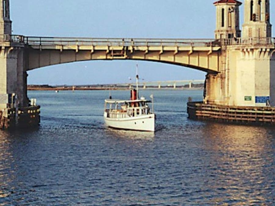 St. Augustine Day Tour from Orlando with Boat Cruise