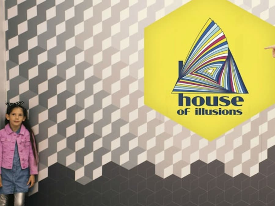 House of Illusions Ljubljana: Entry Ticket