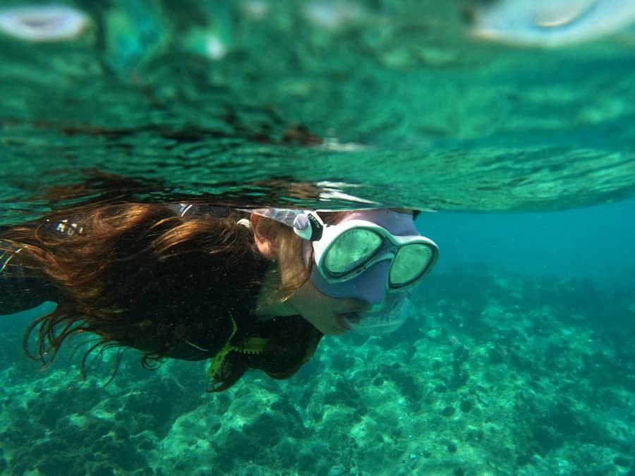 Playa Blanca: Guided Snorkeling Experience + Transfers
