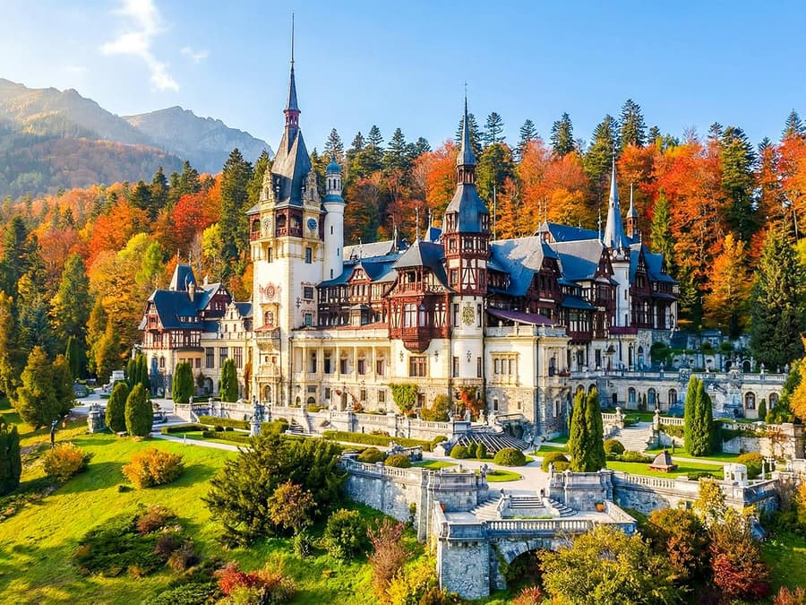 Combo: Peles, Dracula Castle & Brasov + Therme Bucharest (2-Day Tour)