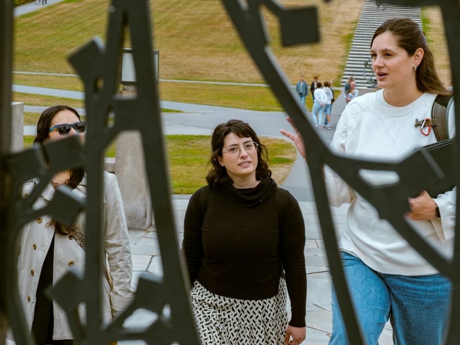Oslo: Vigelandsparken Guided Walking Tour