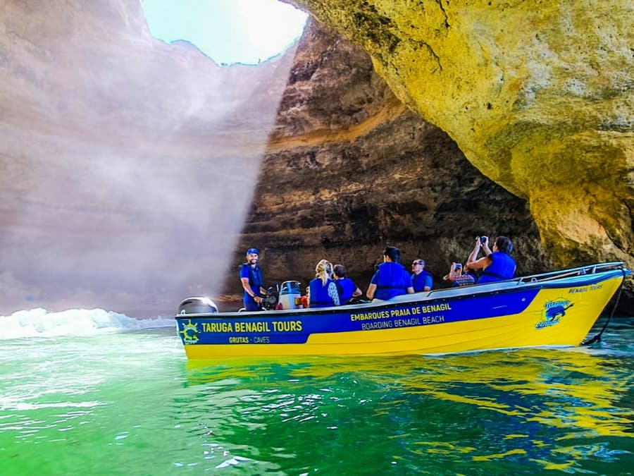 Benagil Caves: Traditional Boat Tour from Benagil Beach