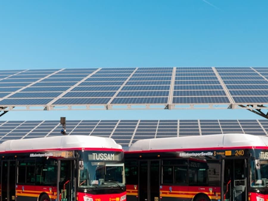 Seville: One-Way Transfer from Airport to City Center