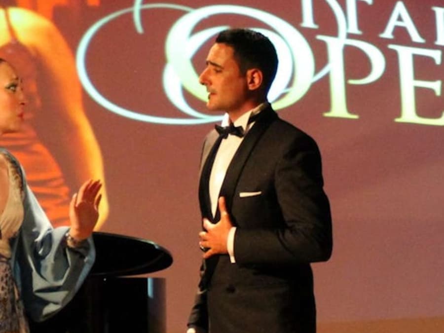 Italian Opera Taormina: Entry Ticket + Snacks & Drink