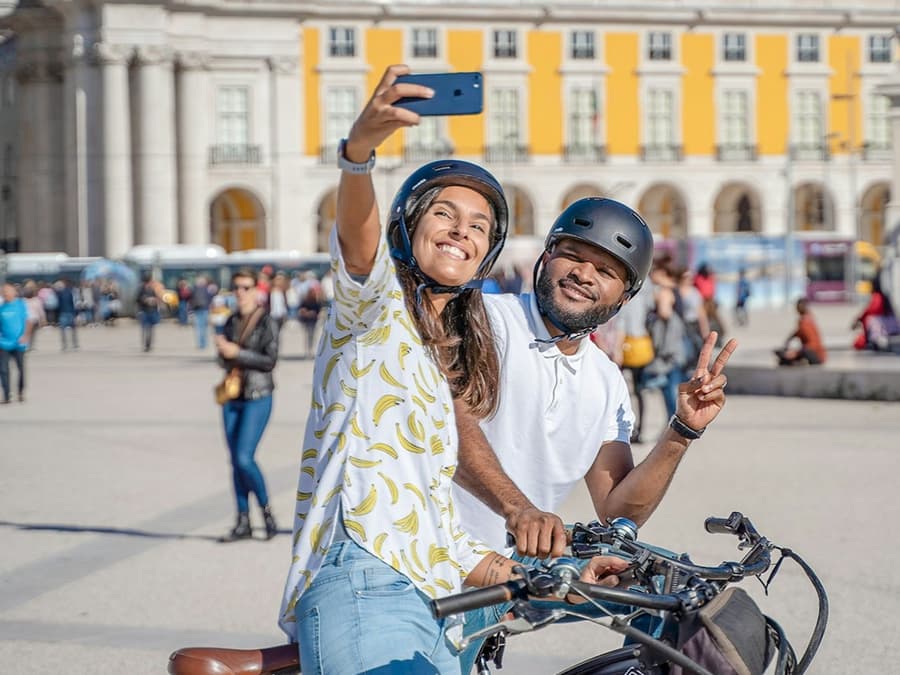 Lisbon: Guided E-Bike Tour