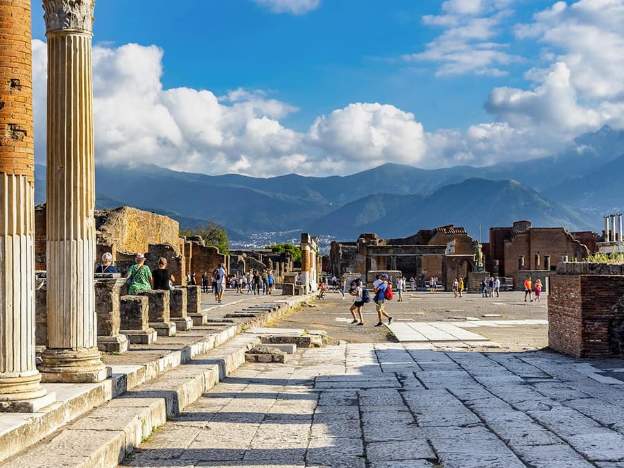From Naples: Train to Pompeii & Guided Walking Tour